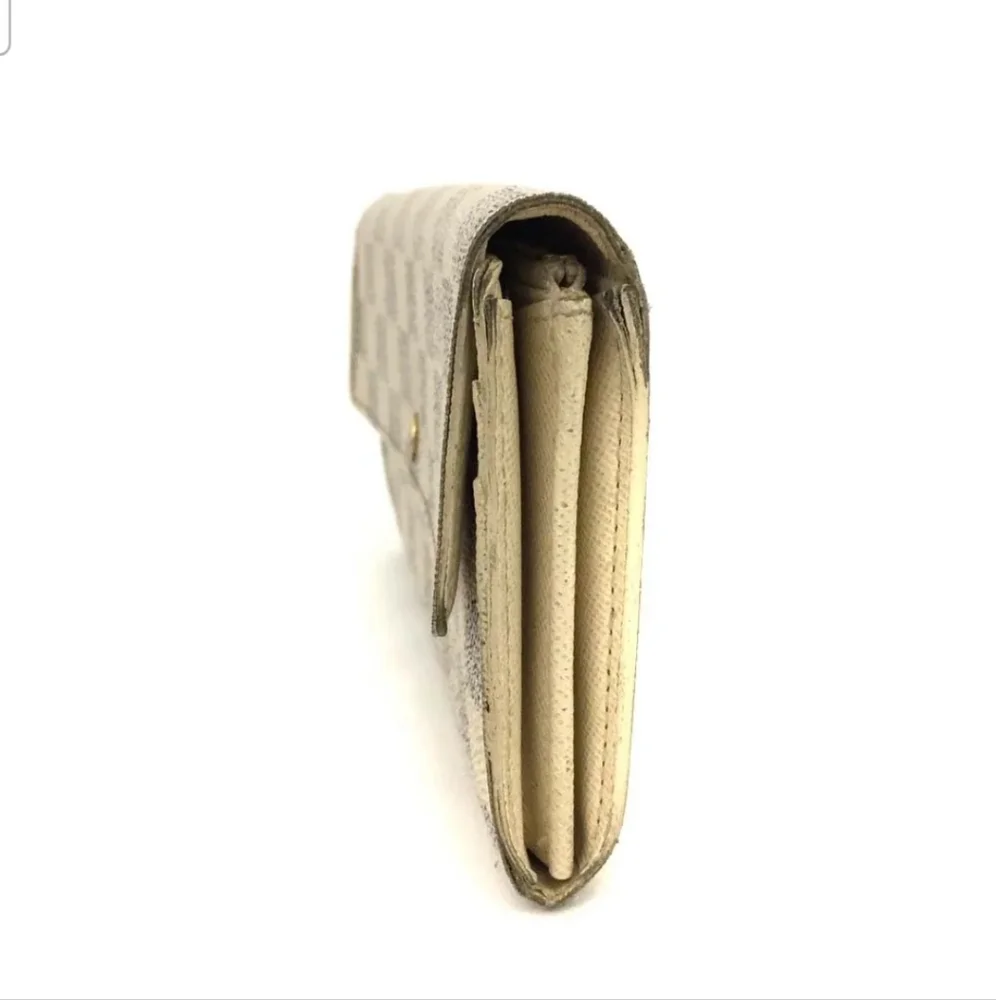 Louis Vuitton pre owned